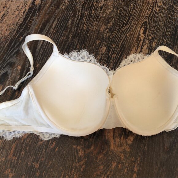Full coverage linned cups. Size 36DD - Picture 2 of 3